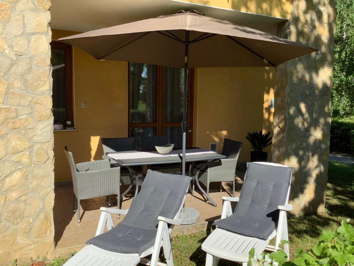 Apartman Golf Lux Bük Exteriör bild