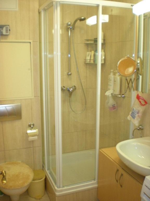 Apartman Golf Lux Bük Rum bild